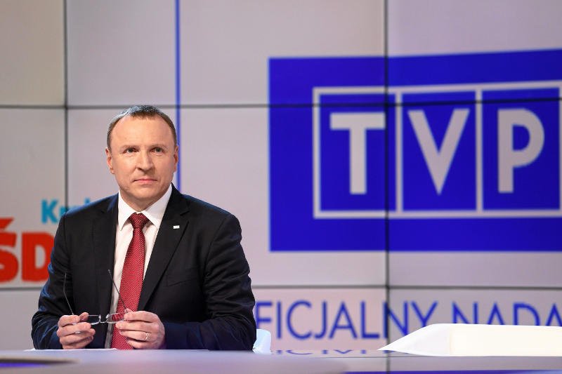 Jacek Kurski będzie prezesem TVP do października.