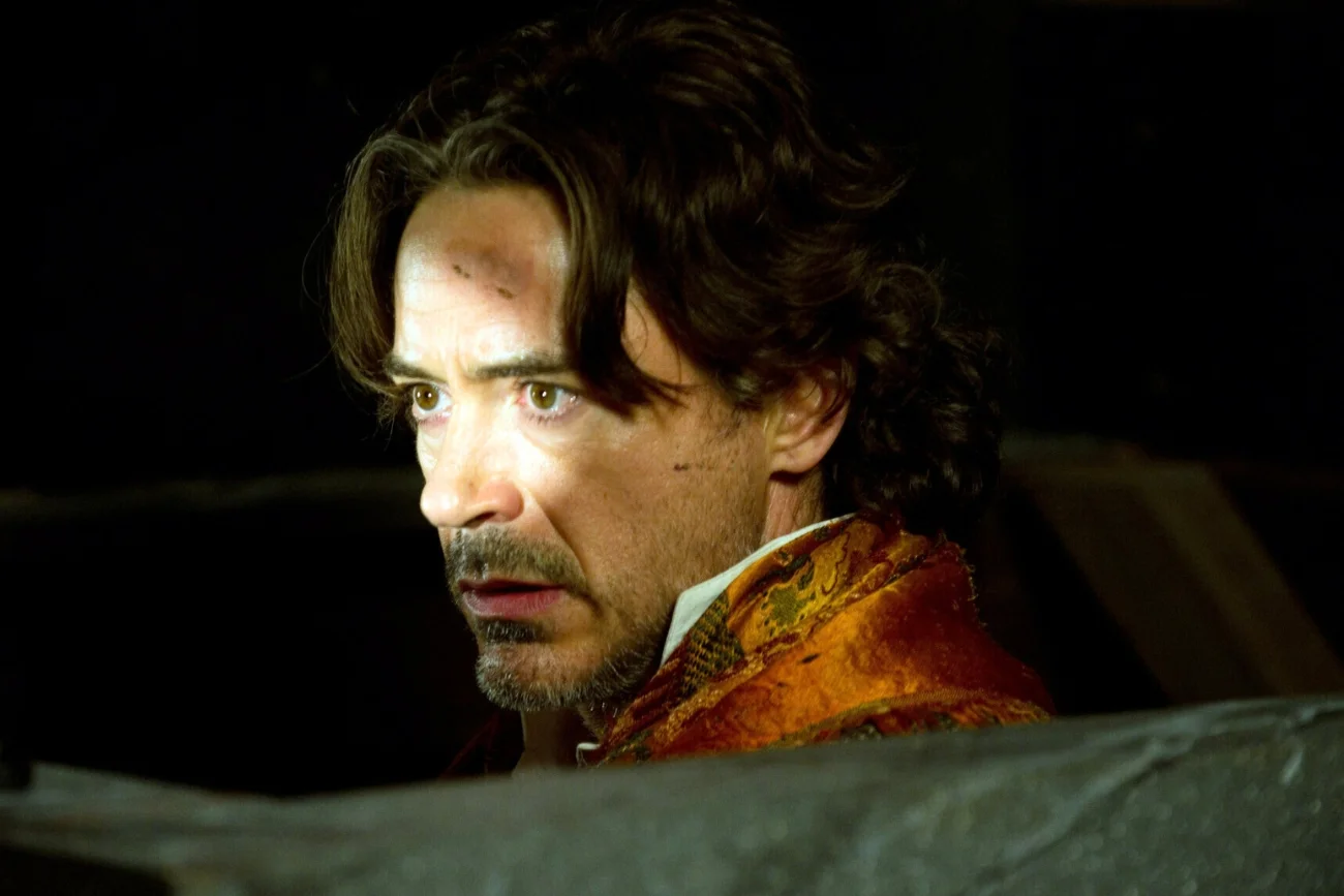 "Sherlock Holmes" z Robertem Downeyem Jr. w TV. Poleci już w czwartek