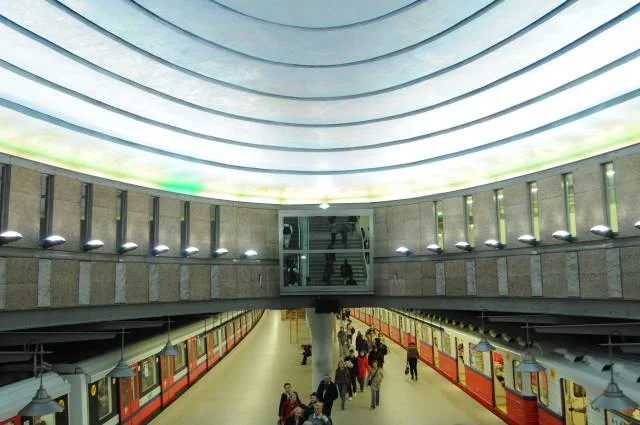 Metro Plac Wilsona, Warszawa