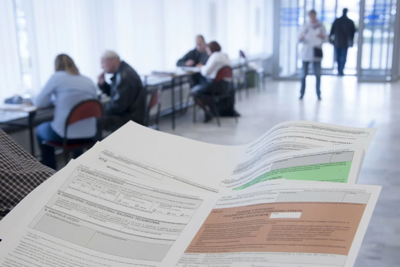 Rozliczenie PIT 2025. Ulga na internet pomniejszy podatek nawet o 1520 złotych. PIT 2025. Ta ulga pomniejszy Twój podatek o 1520 złotych.