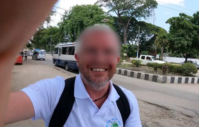 Wojciech Ż. ma usłyszeć zarzuty ws. jego działalności na Zanzibarze.