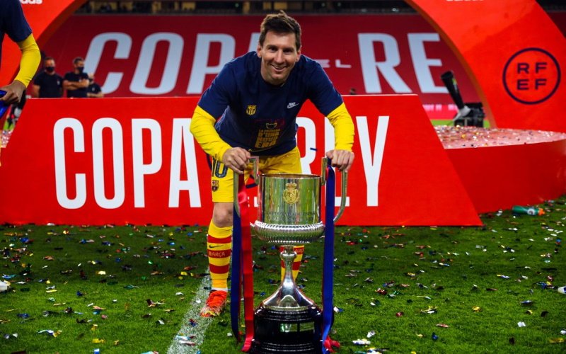 Lionel Messi i jego pierwsze trofeum w 2021 roku. Czy ostatnie w barwach Barcelony?