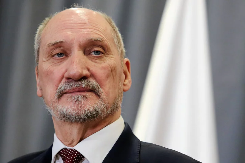 Antoni Macierewicz poza rządem to największe zaskoczenie rekonstrukcji.