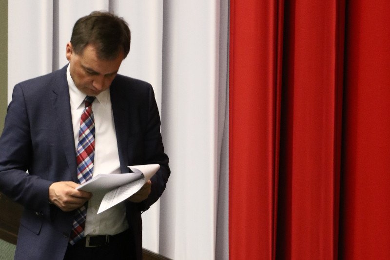 Stowarzyszenie Sędziów "Iustitia" pokazuje skalę czystek w sądach – widać to w piśmie z ministerstwa sprawiedliwości.