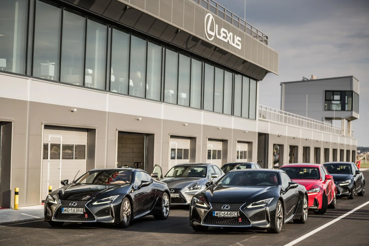 Choć model LC500 był główną gwiazdą dnia, nie zabrakło innych.