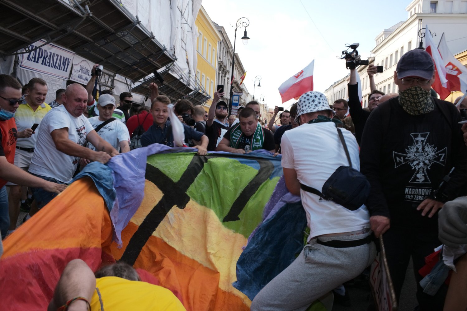 Policja podsumowała manifestację narodowców z dnia 1 sierpnia 2020.