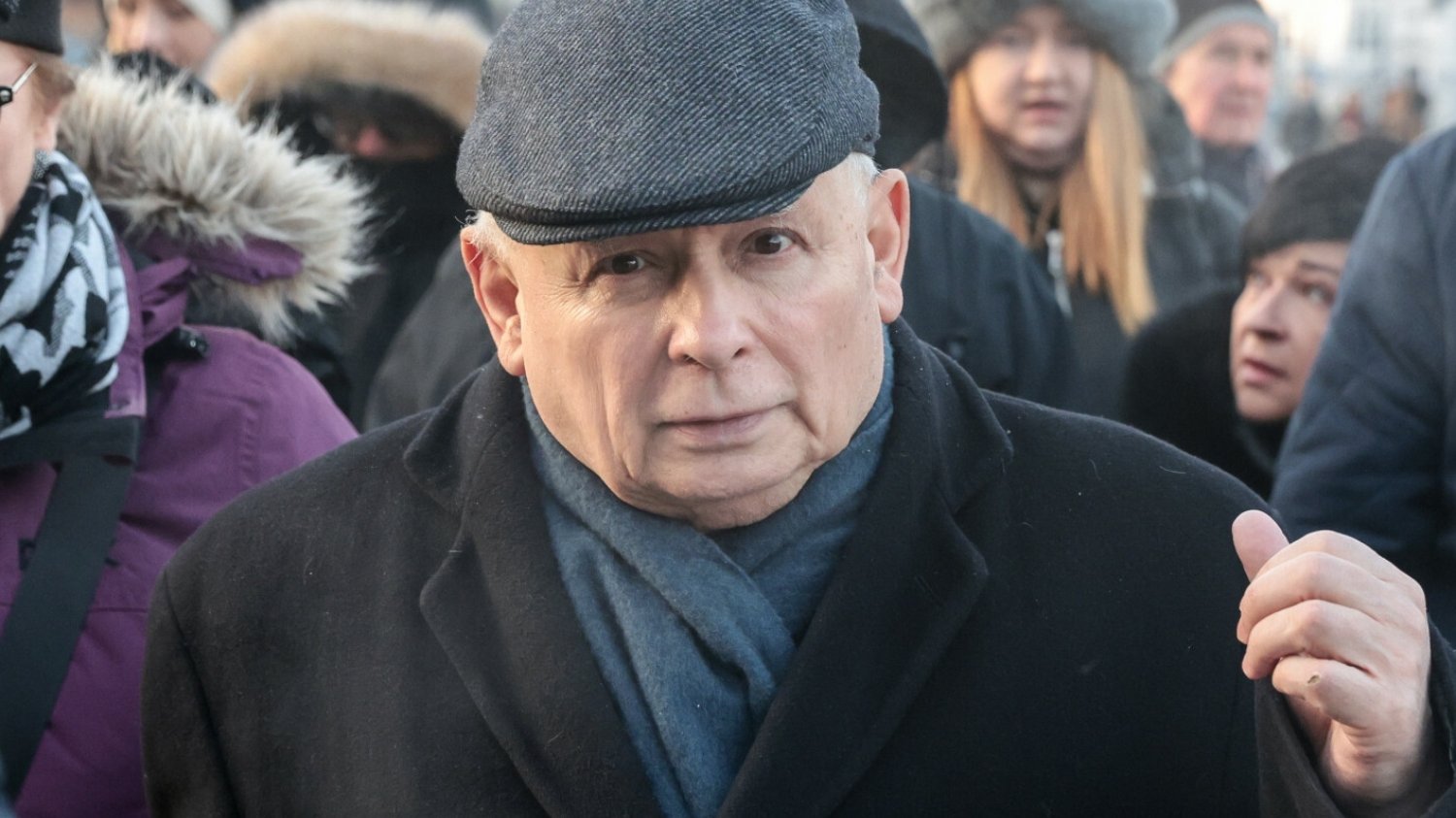 Nowy sondaż. PiS nie powinien myśleć o przejęciu władzy.