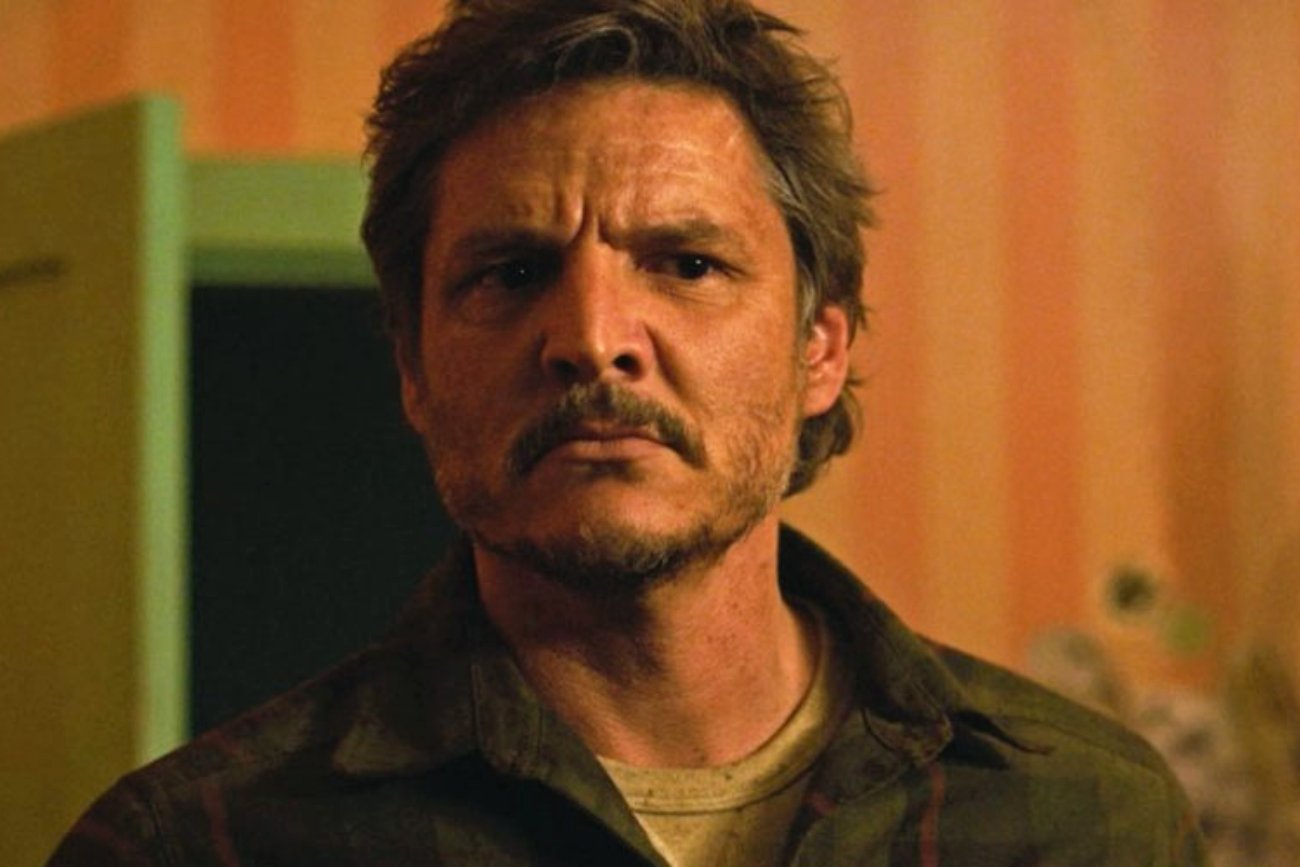 Pedro Pascal jako Joel w serialu "The Last of Us".