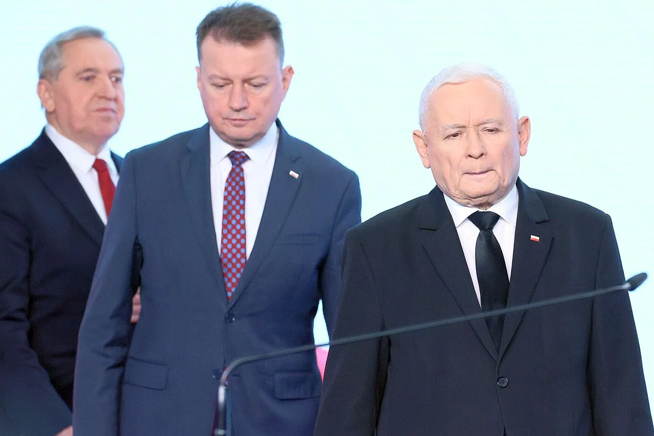 Kaczyński nie chce wysyłać wojska do Ukrainy. Mowi: "To nie do zaakceptowania" Kaczyński nie chce wysyłać wojska do Ukrainy. Mowi: "To nie do zaakceptowania"