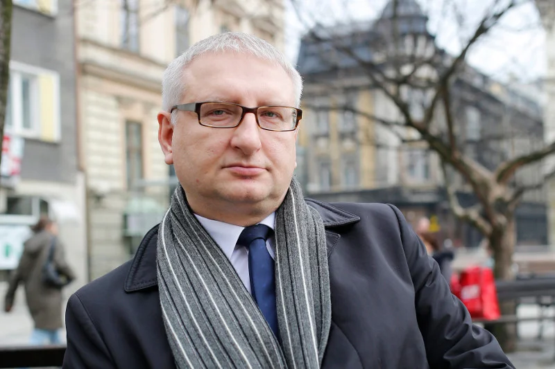 Poseł Pięta chętnie broni wydatków nominatki PiS na prezesa TK.