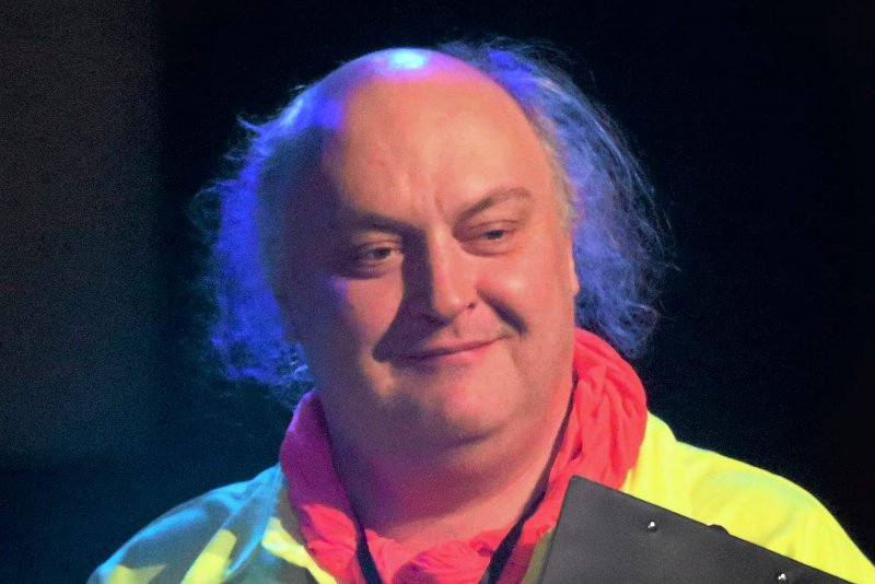 – Napiwków nie dają tylko nowobogackie chamy – komntuje Nowak