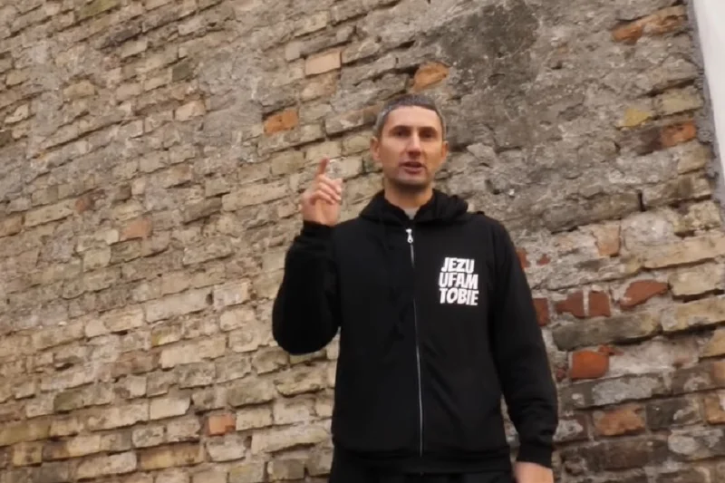 Ksiądz Adam Anuszkiewicz skrytykował Halloween.