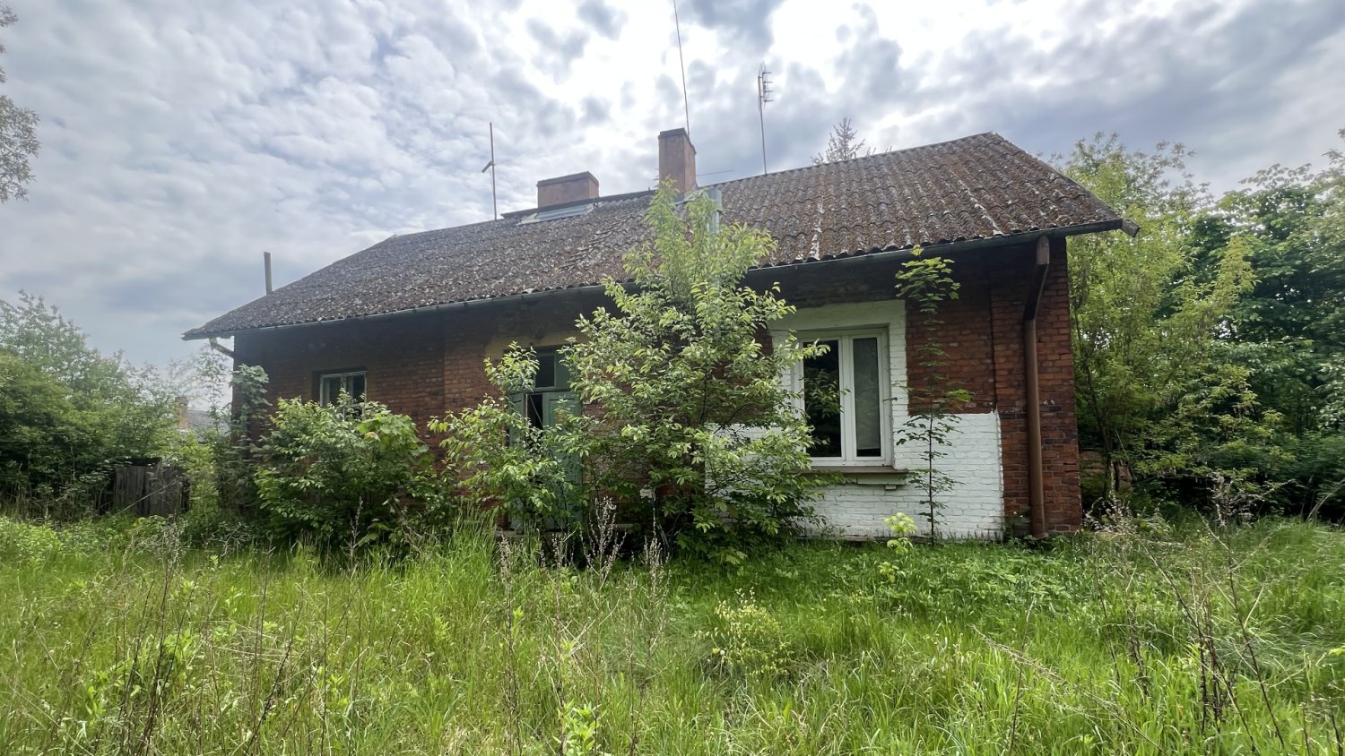 Mieszkanie za 40 tys. zł od PKP. Kolej wyprzedaje setki lokali w całej Polsce