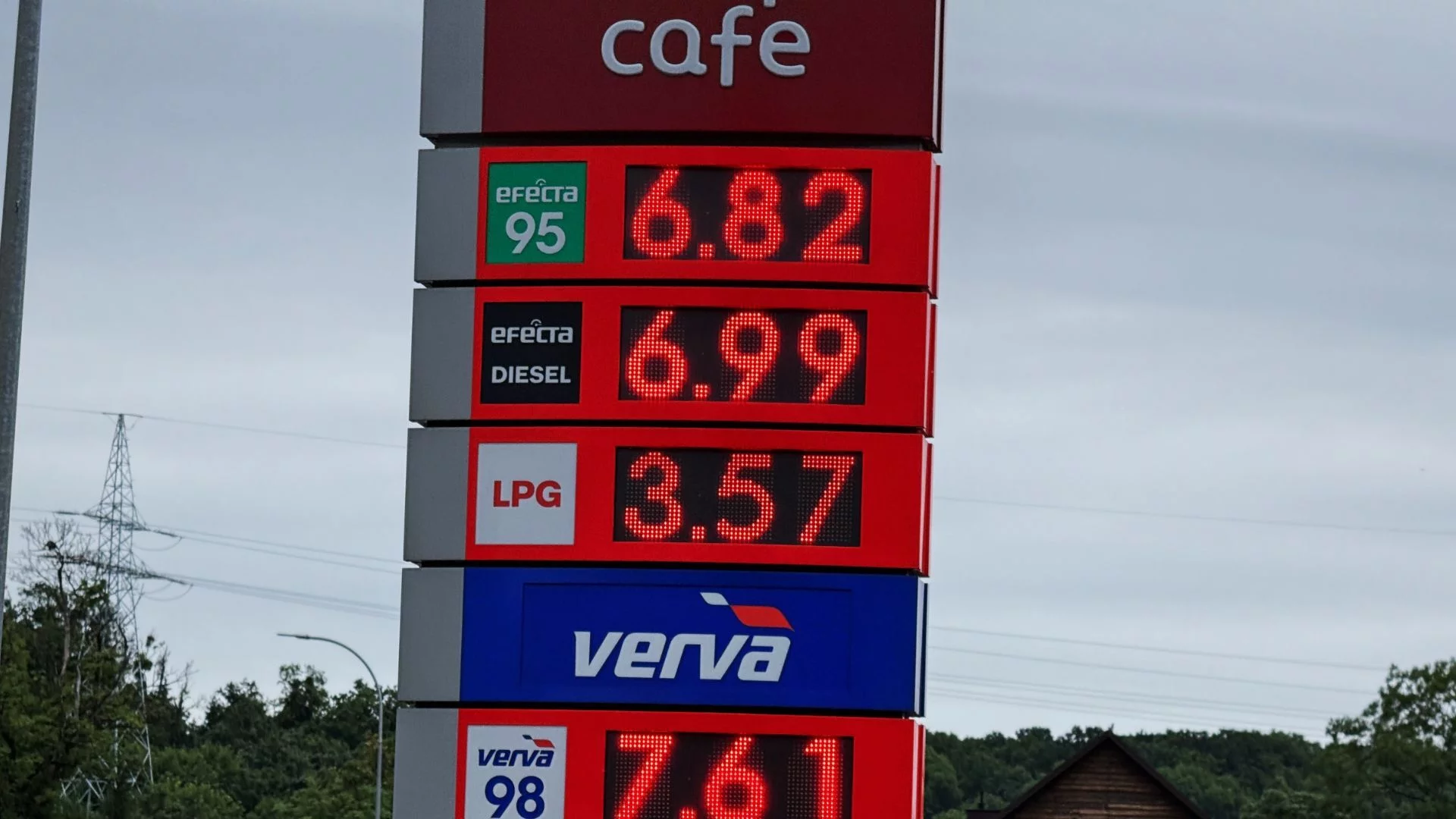 Ceny paliw poszły w kosmos. Bez CPN nie każdego będzie stać na używanie auta