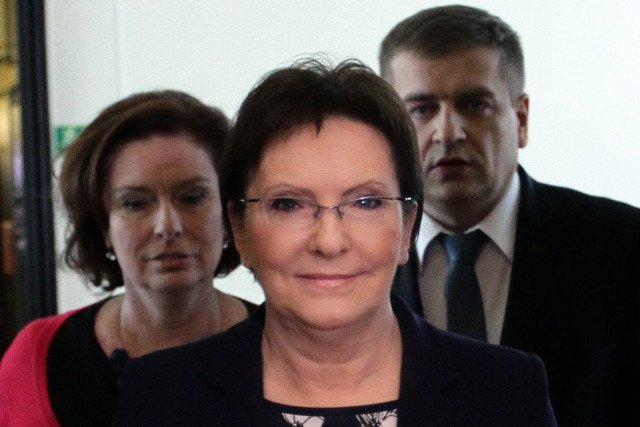 Rząd Ewy Kopacz chce, by w 2016 roku wysokość płacy minimalnej była o 100 zł wyższa niż obecnie
