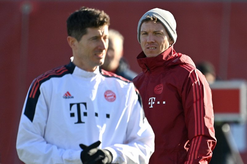 Barcelona chce Lewandowskiego. Media wskazują, że klub jest gotowy zapłacić więcej, niż wcześniej