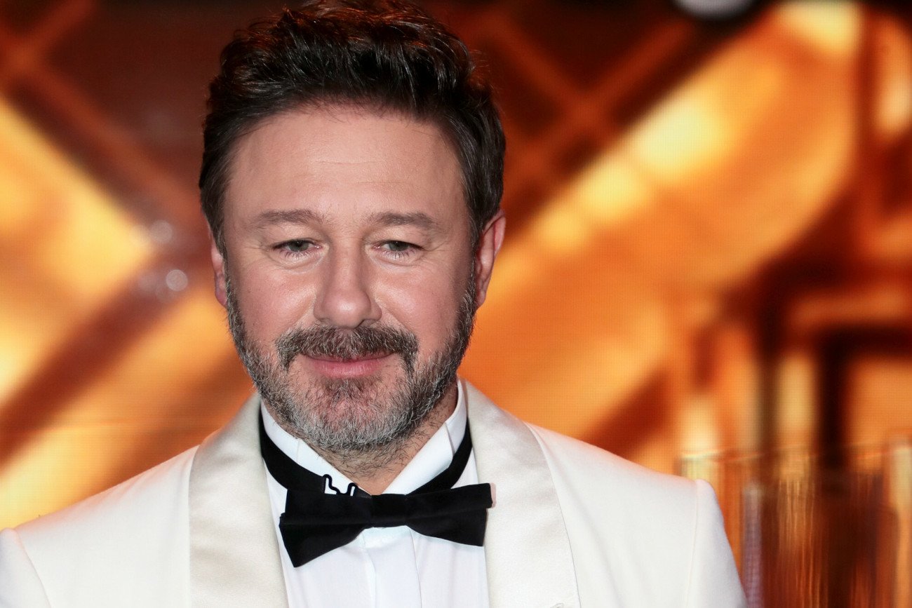 Piaseczny pokazał plakat filmu o Annie Przybylskiej.