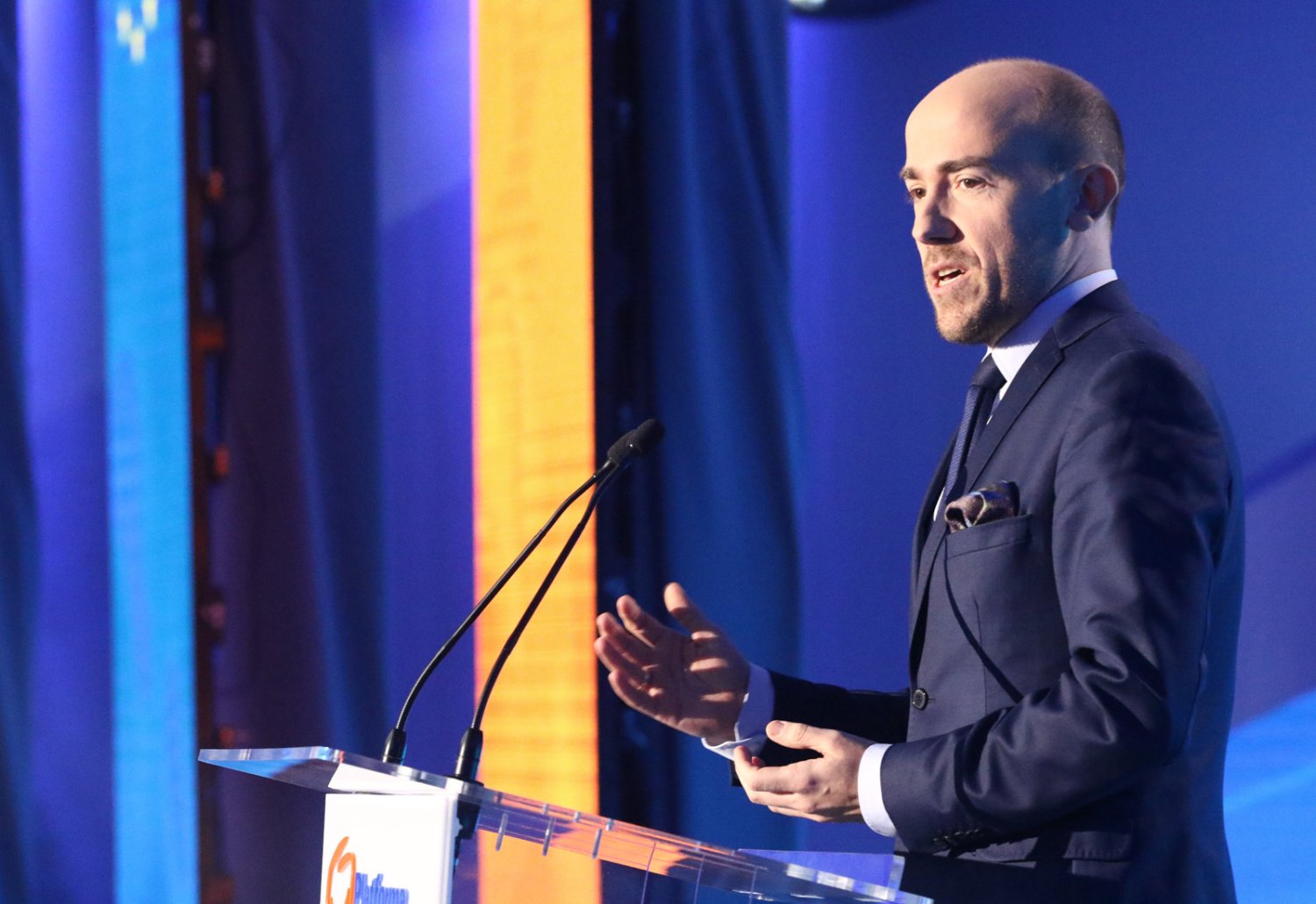 Trzymam kciuka za prof. Gersdorf. Zrobiłbym to samo - mówi w rozmowie z naTemat.pl Borys Budka z PO.