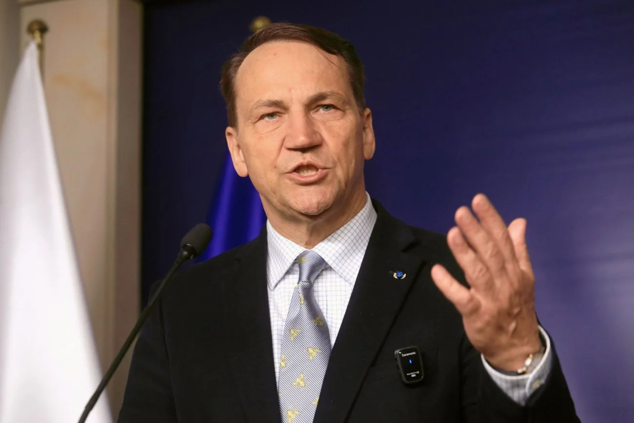 Sikorski grzmi na szczycie NATO ws. Rosji. Europa nie może dłużej zwlekać. Sikorski ostrzega przed Rosją. Oto co, jego zdaniem, musi zrobić Europa.