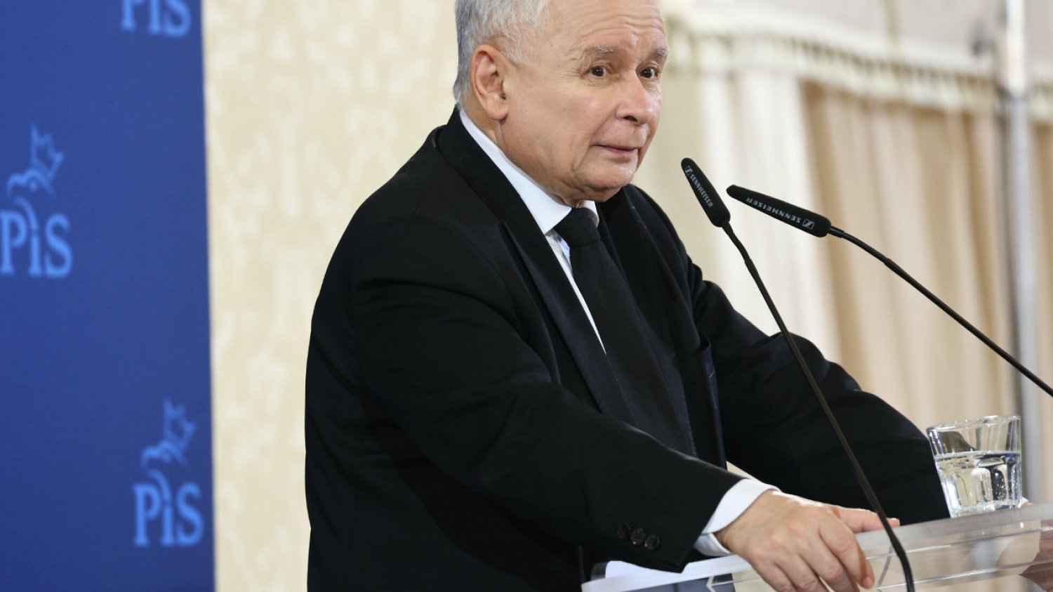 – Tam zgodnie z doktryną Neumana nikomu nic złego nie czynią – mówił o PO prezes PiS Jarosław Kaczyński.