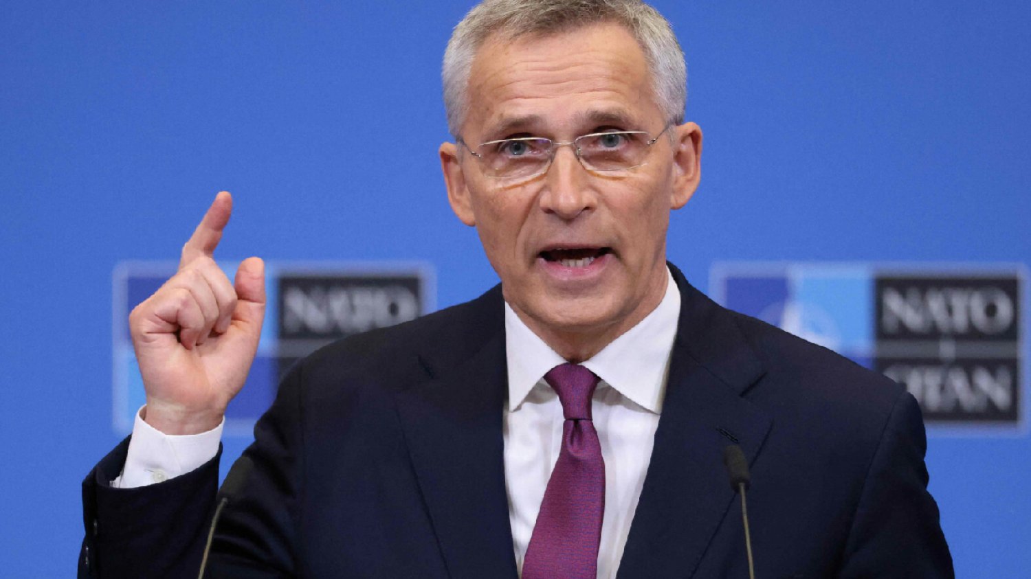 Szef NATO Jens Stoltenberg o ryzyku użycia broni chemicznej przez Putina