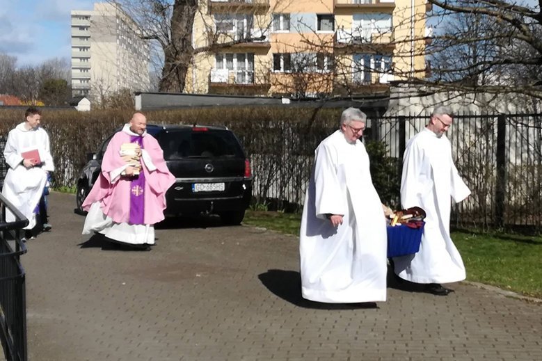 Afery z paleniem książek ciąg dalszy.