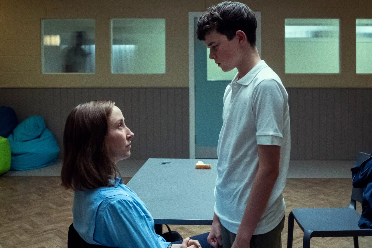 "Dojrzewanie" jest przerażająco realistyczne. Twórcy inspirowali się prawdziwymi zbrodniami. Czy serial Dojrzewanie od Netflix jest oparty na faktach? Twórcy wyjaśniają.