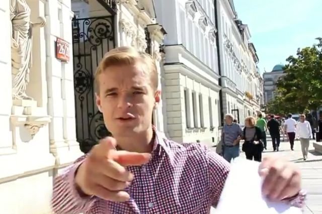 Eryk Brodnicki próbuje zrobić wszystko, by kompromitujący go w oczach wyborców PiS filmik zniknął z sieci.