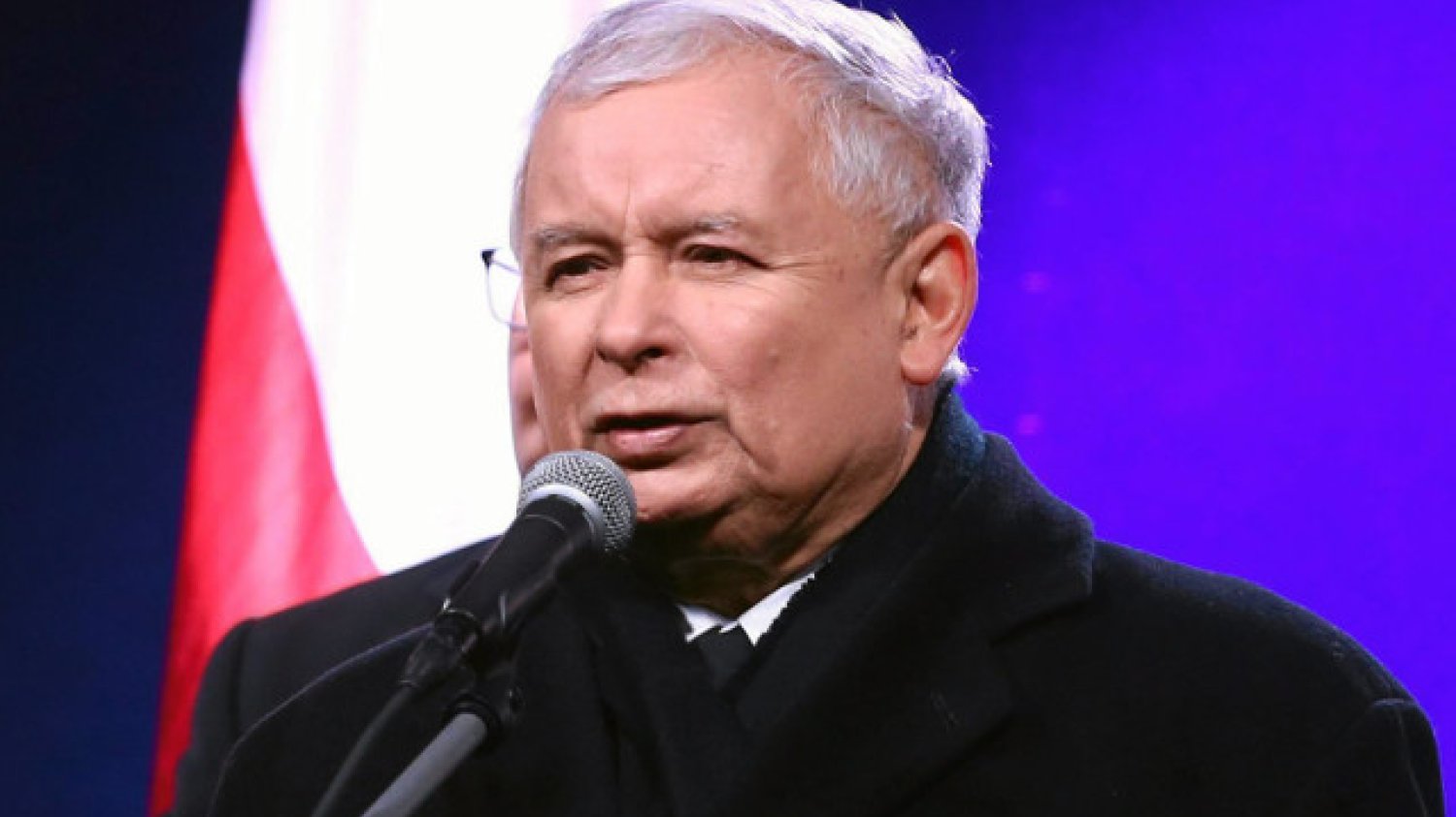 Jarosław Kaczyński podkreślił, że " każdy może udowodnić pracą, że na powrót i uczestnictwo w bardzo poważnych sprawach zasługuje"