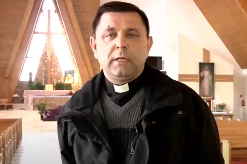 Proboszcz Jan Karlak z Nowego Targu twierdzi, że w jego kościele nie można zakazić się koronawirusem.