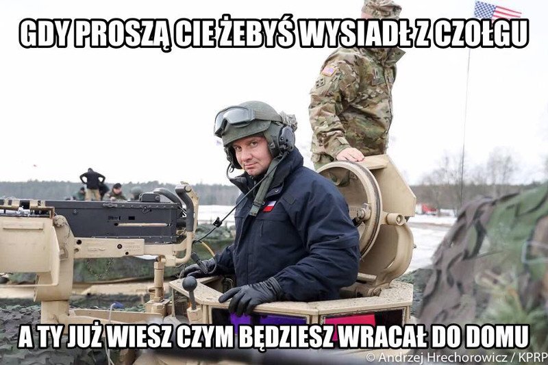 Tylko słynna przejażdżka prezydenta czołgiem była powodem powstania dziesiątek memów.