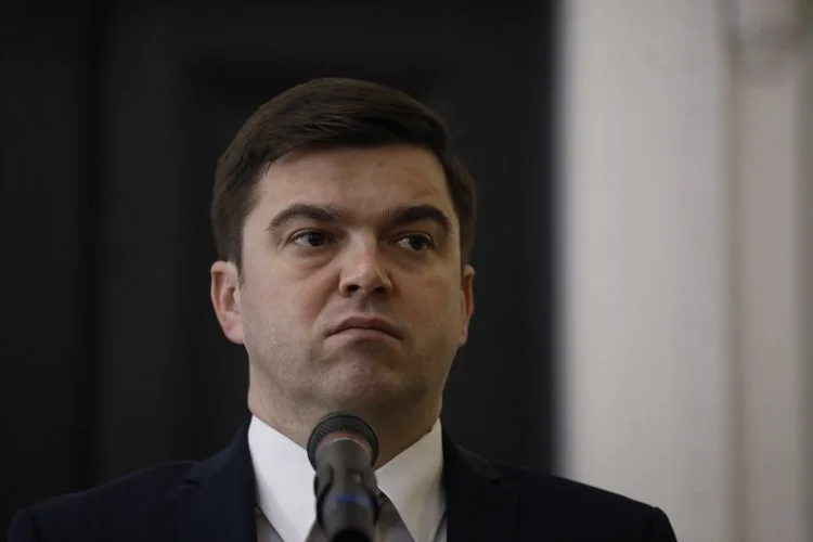 Wojciech Andrusiewicz wydał oświadczenie ws. zakupu respiratorów od byłego handlarza bronią.