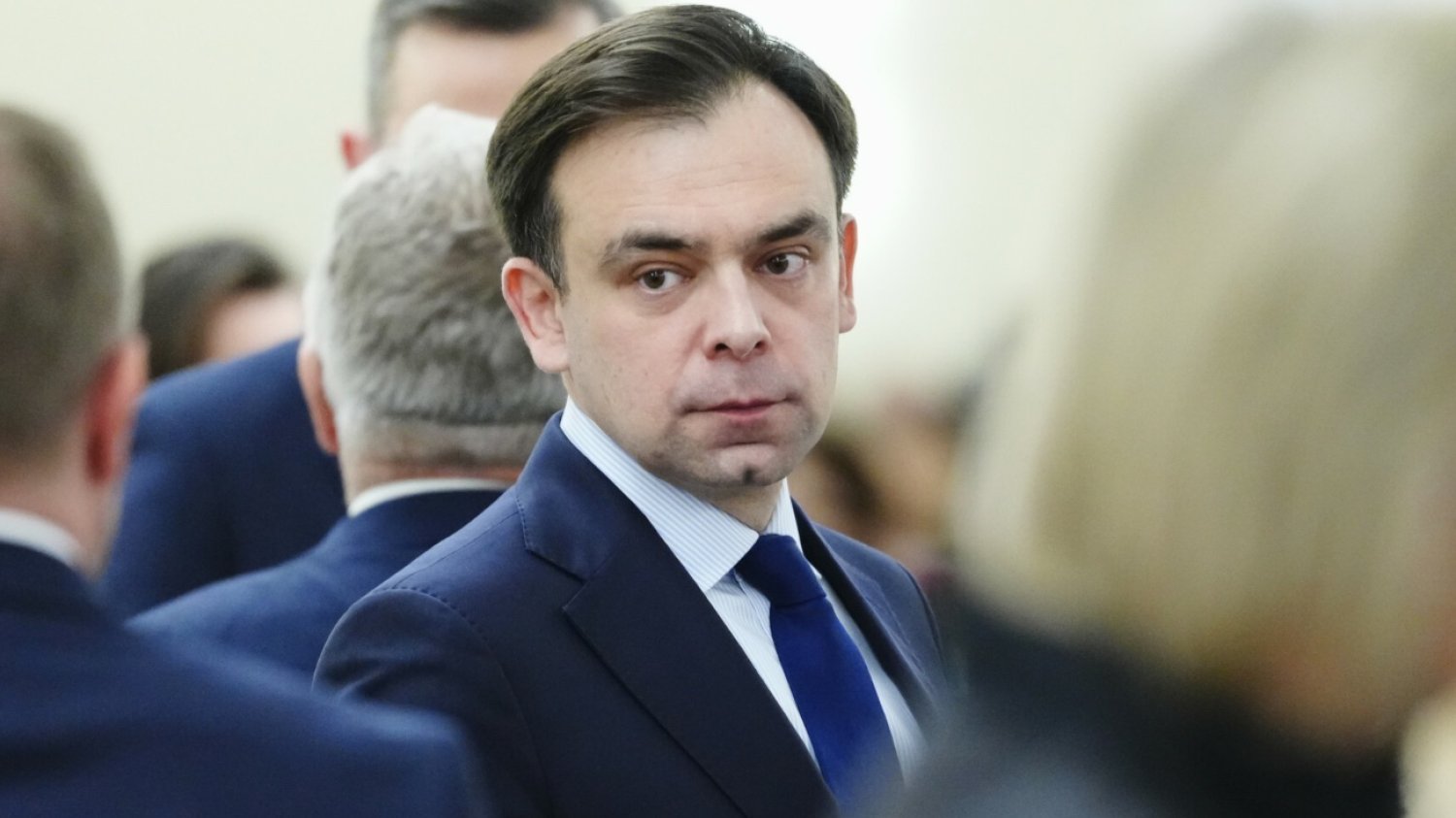 Decyzja ws. pieniędzy dla PiS. Domański domaga się wyjaśnień. Minister finansów podjął decyzję ws. PKW. Nie będzie pieniędzy dla PiS.