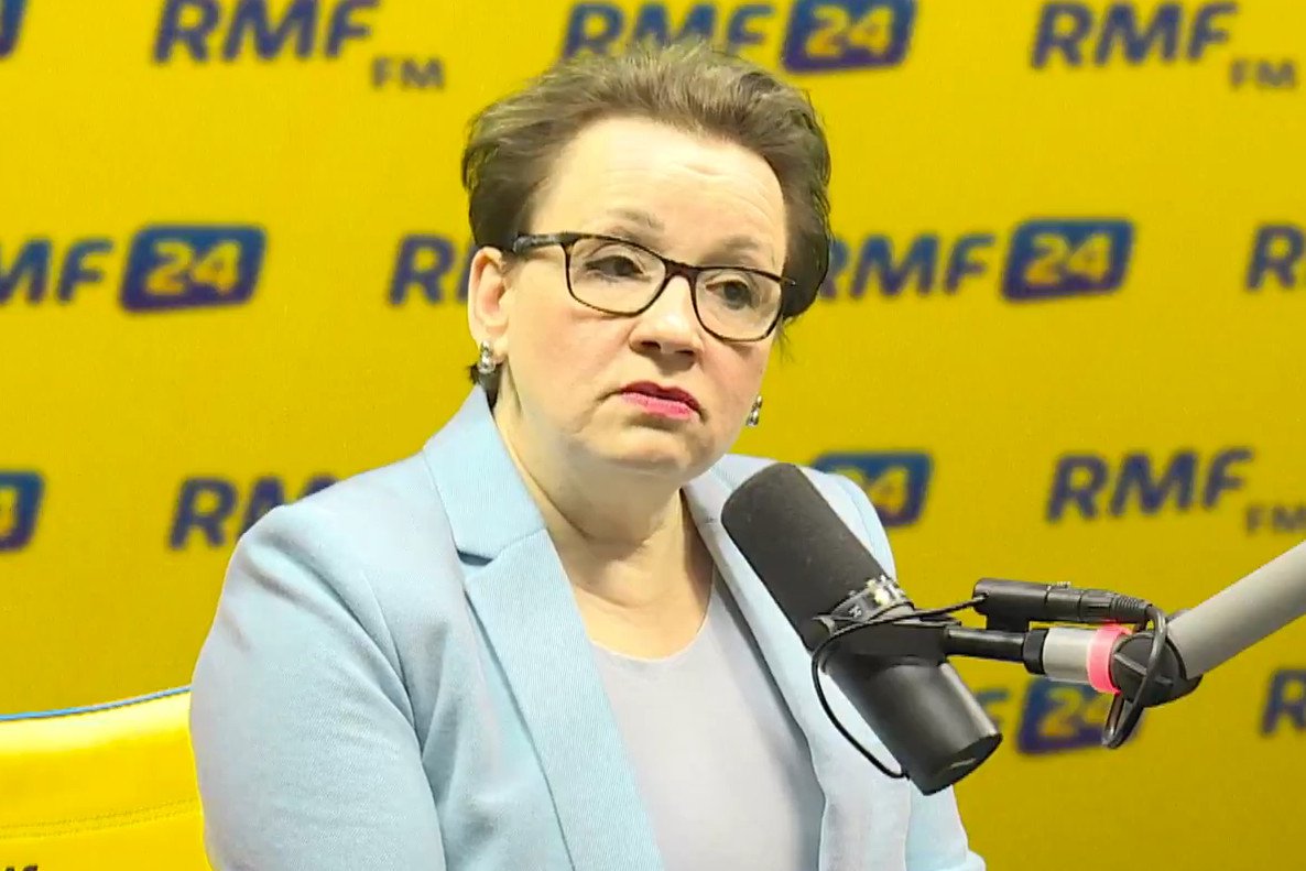 Zalewska jak lew broniła w studiu swojej reformy.