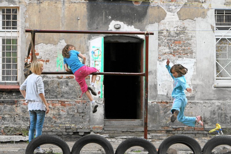 – Dzieciom trzeba ufać, a zaufanie zdobywa się próbując – uważa psycholog Iza Wojciechowska