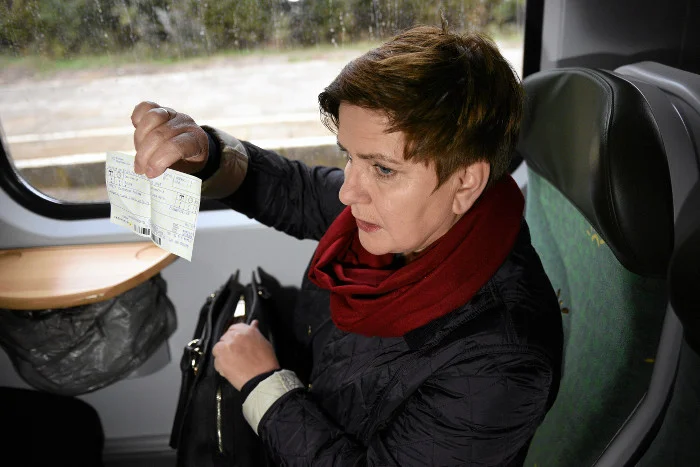 Szydło na trasie Warszawa-Radom