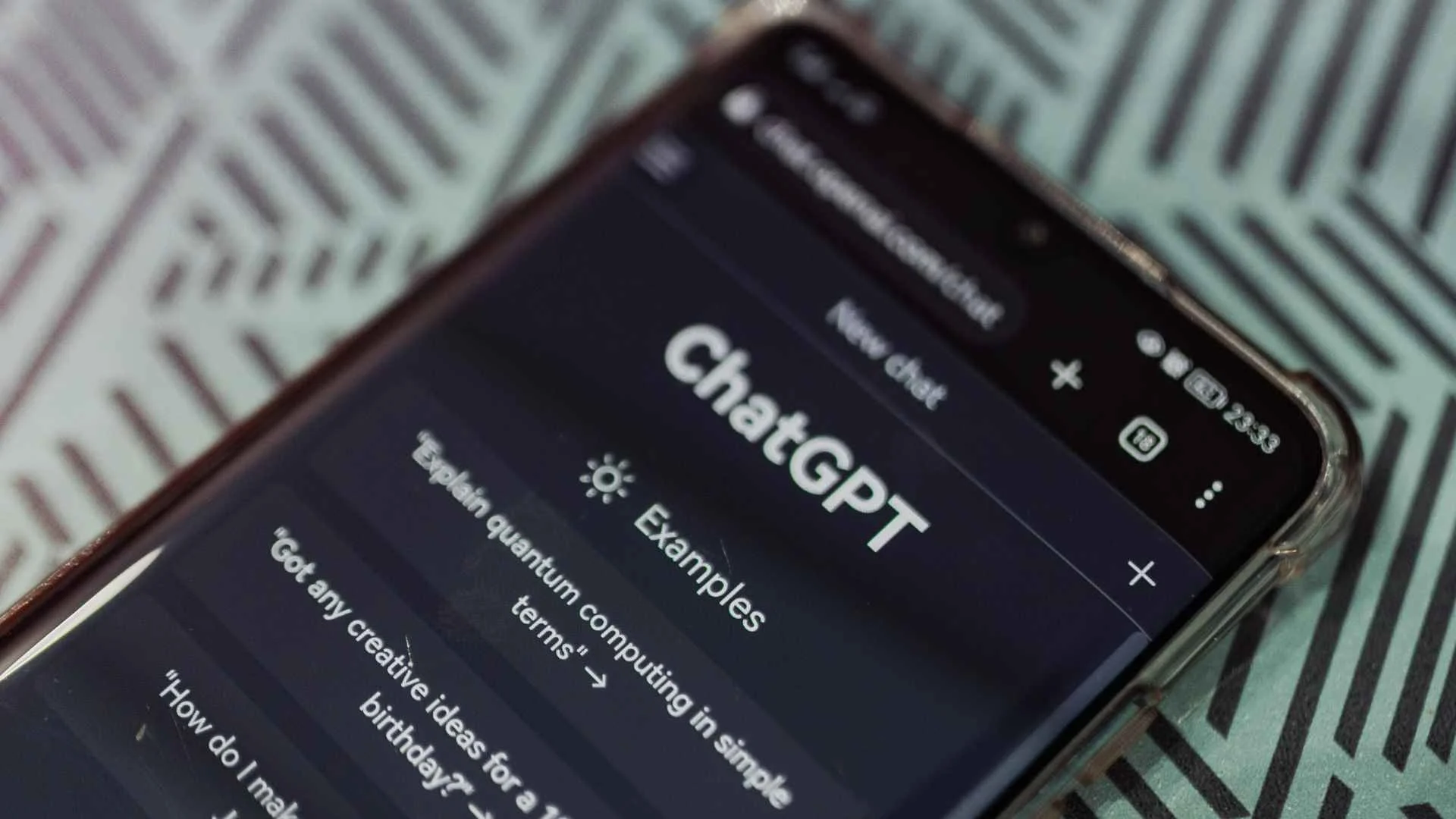 ChatGPT na smartfonie.