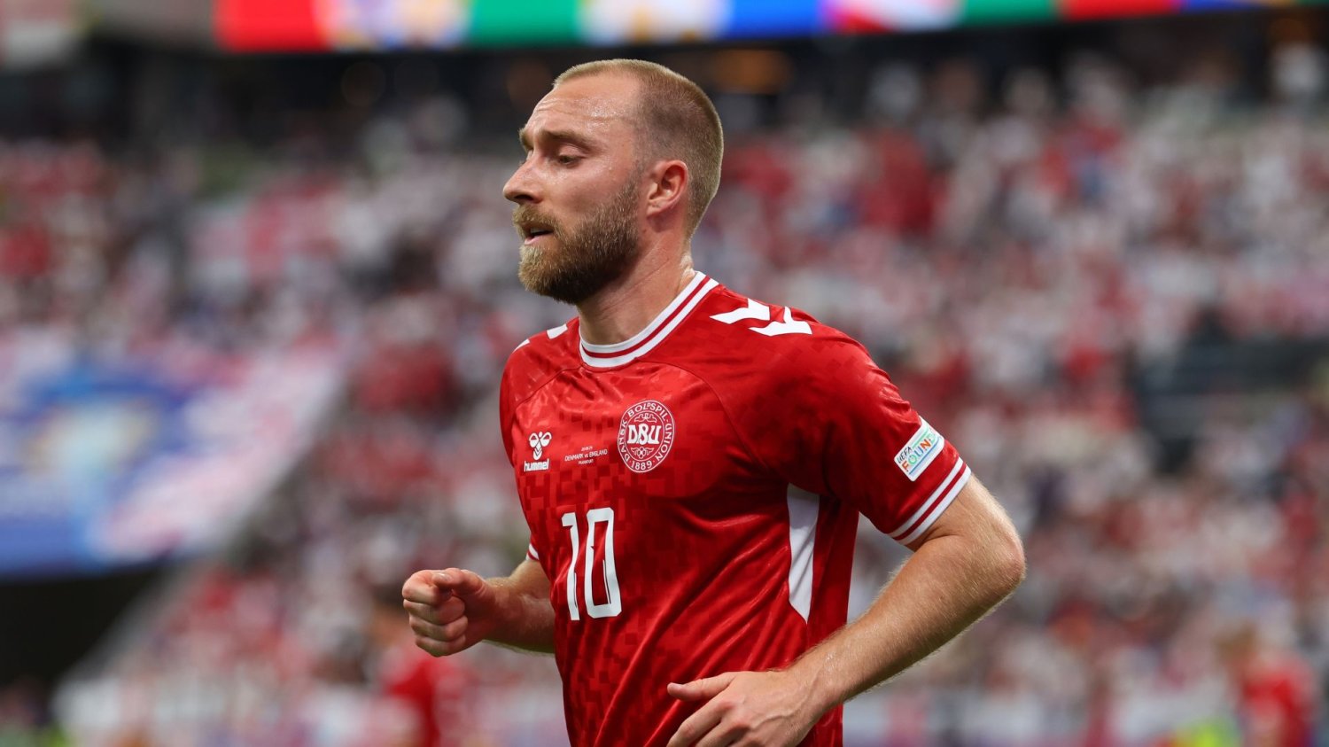 Eriksen złapał się za serce i upadł na boisku. Lekarz duńskiej kadry ujawnia, co się stało Christian Eriksen