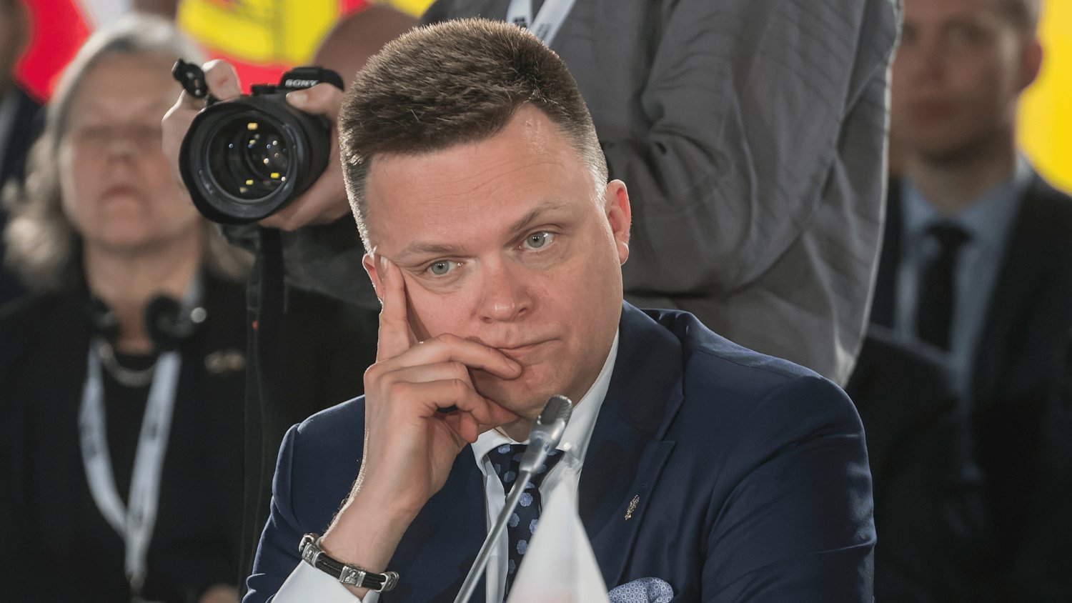 Hołownia pożegnał Pełczyńską-Nałęcz. Nie on rozda teraz karty w Polsce 2050