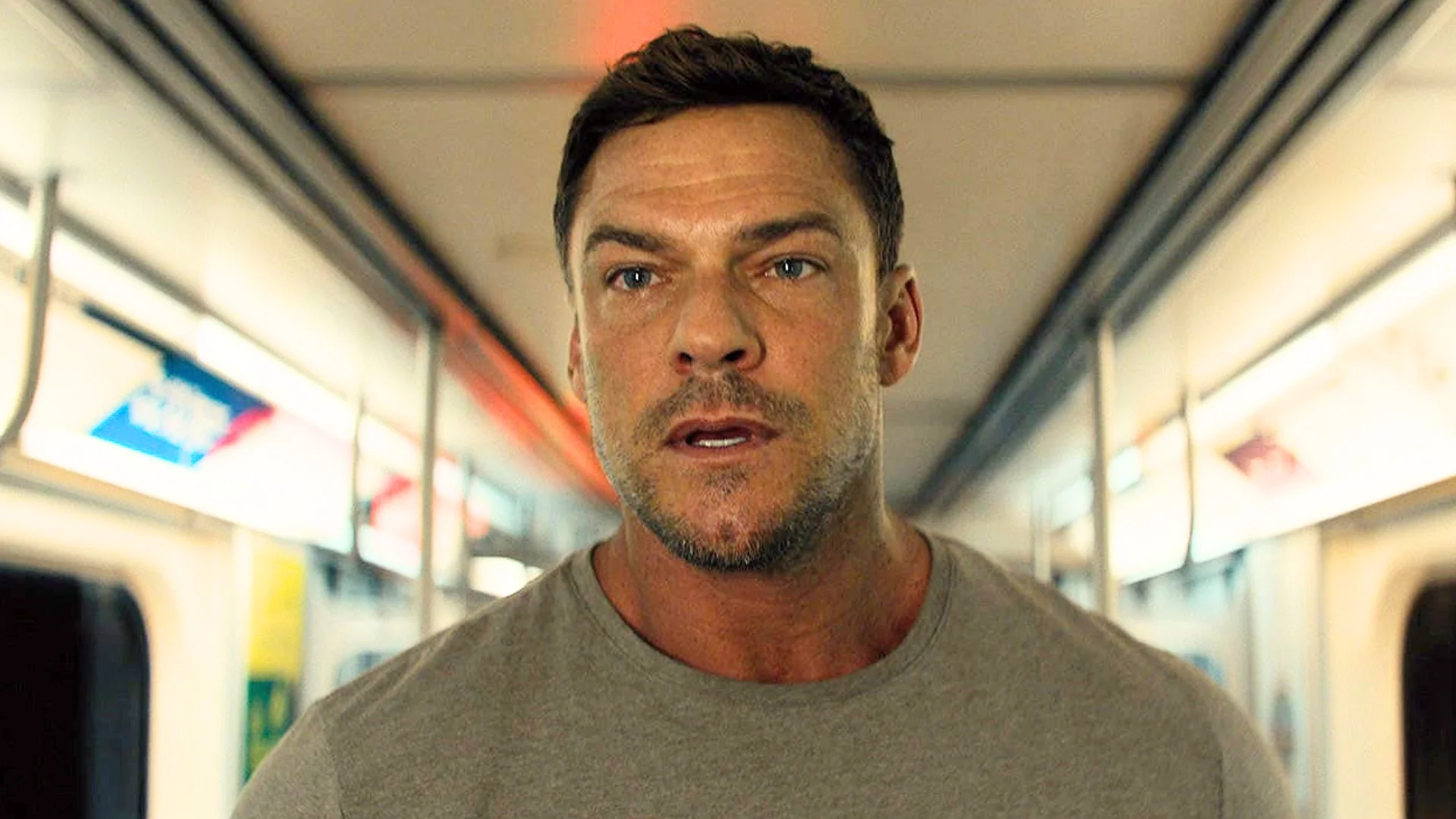 Alan Ritchson w serialu "Reacher"
