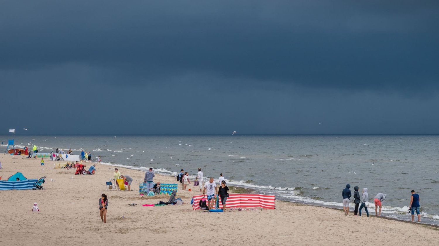 Czerwone alerty nad morzem