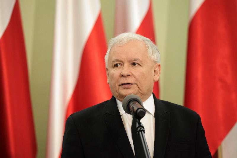 Jarosław Kaczyński chce, żeby Beata Szydło pracowała szybciej.