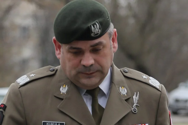 Gen. Wiesław Kukuła , dowódca Wojsk Obrony Terytorialnej złożył zawiadomienie do prokuratury. Uważa, że jego żołnierze zostali zniesławieni.