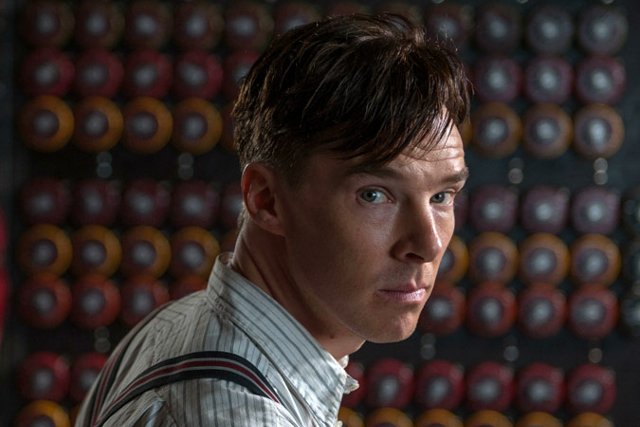 Benedict Cumberbatch jako Alan Turing w "Grze Tajemnic"