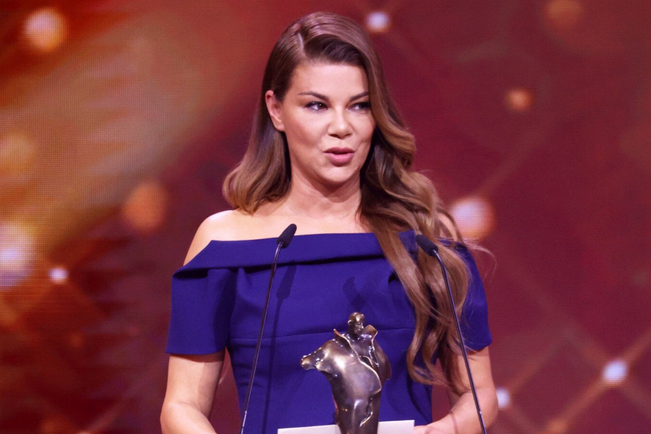 Górniak gratuluje Cichopek, a fani krytykują.