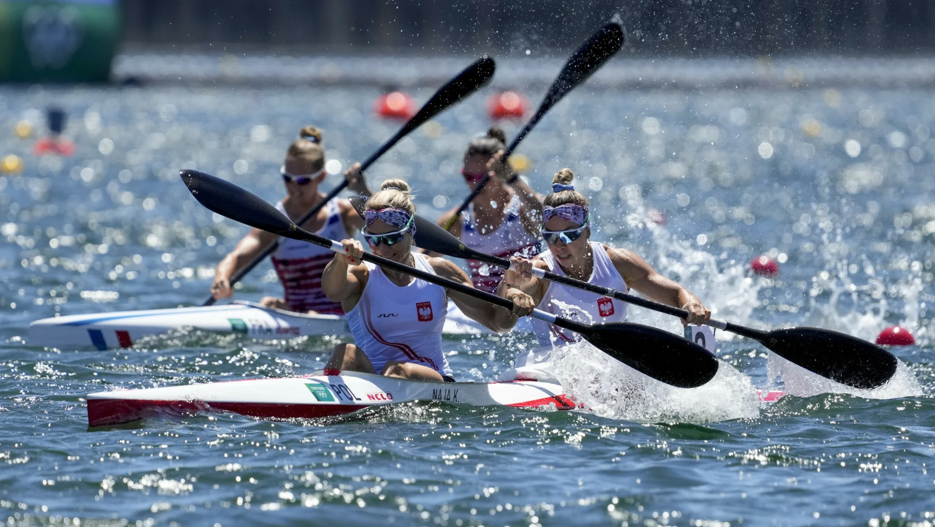 Karolina Naja i Anna Puławska kapitalnie popłynęły po medal dla Polski