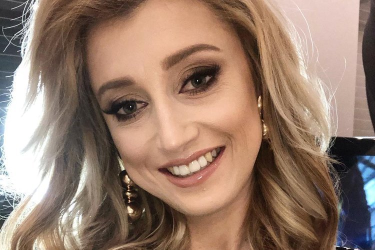 Justyna Żyła powiększyła usta w barterze. Pokazała zdięcia po zabiegu w gabinecie medycyny estetycznej.