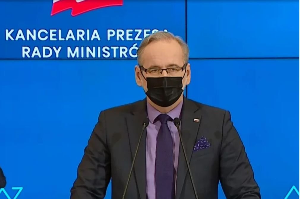 Podczas środowej konferencji prasowej Adam Niedzielski ogłosił nowy limit osób na imprezach i zgromadzeniach.