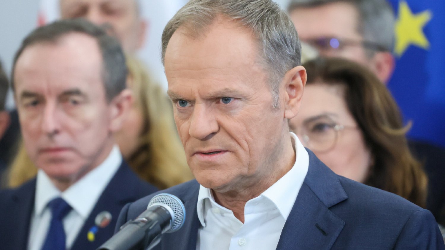 Tusk poświęcił Kaczyńskiemu specjalny wpis na walentynki. "Korupcja, inflacja, recesja".