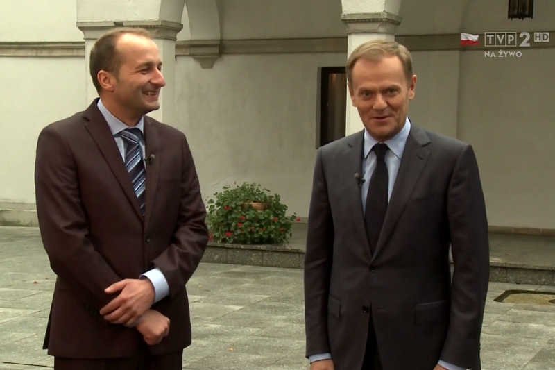Donald Tusk wystąpił w kabarecie.